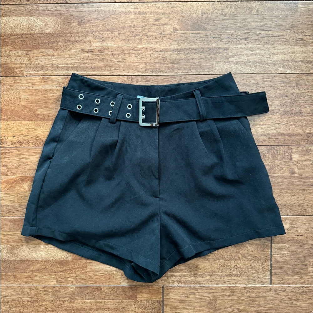 Black Belted Women's Shorts